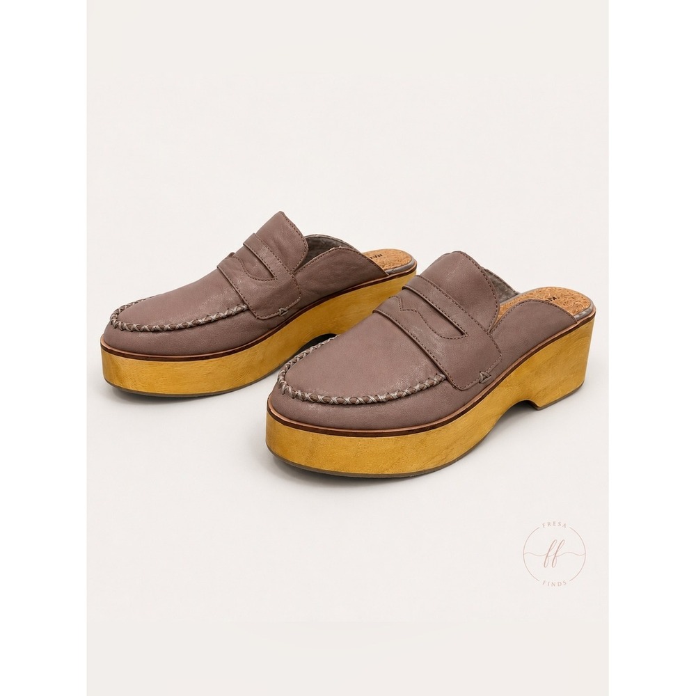 Kelsi Dagger Brooklyn Leather Platform Mule Clogs Taupe Pink Wooden Wedge 7.5